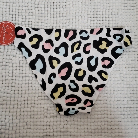 Panties - Picture 2 of 4